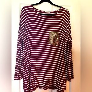 Woman’s long sleeve top with sequin pocket (L-XL)